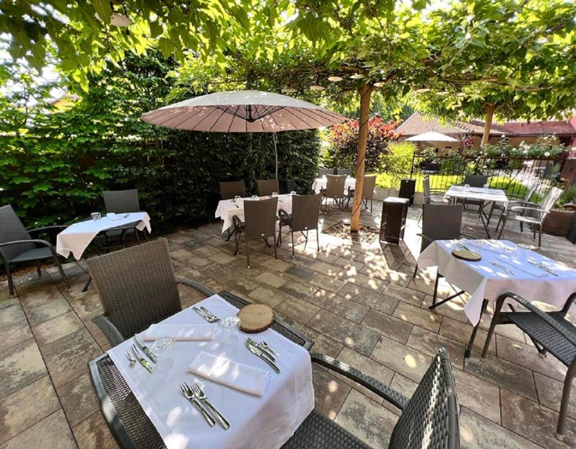 Hôtel Restaurant La Charrue Sand Exterior foto