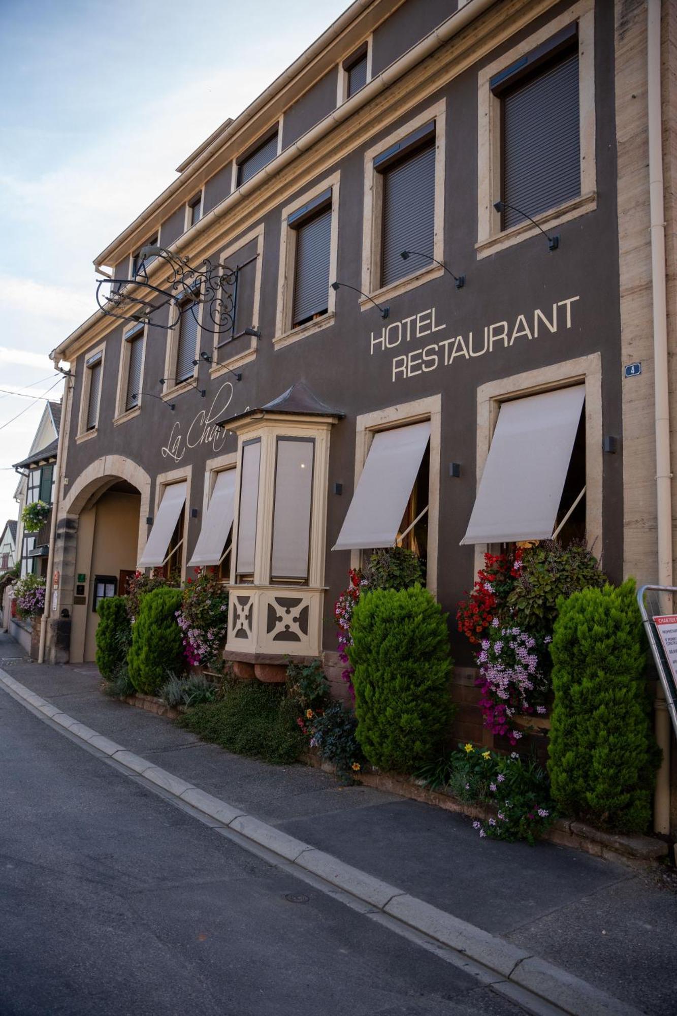 Hôtel Restaurant La Charrue Sand Exterior foto